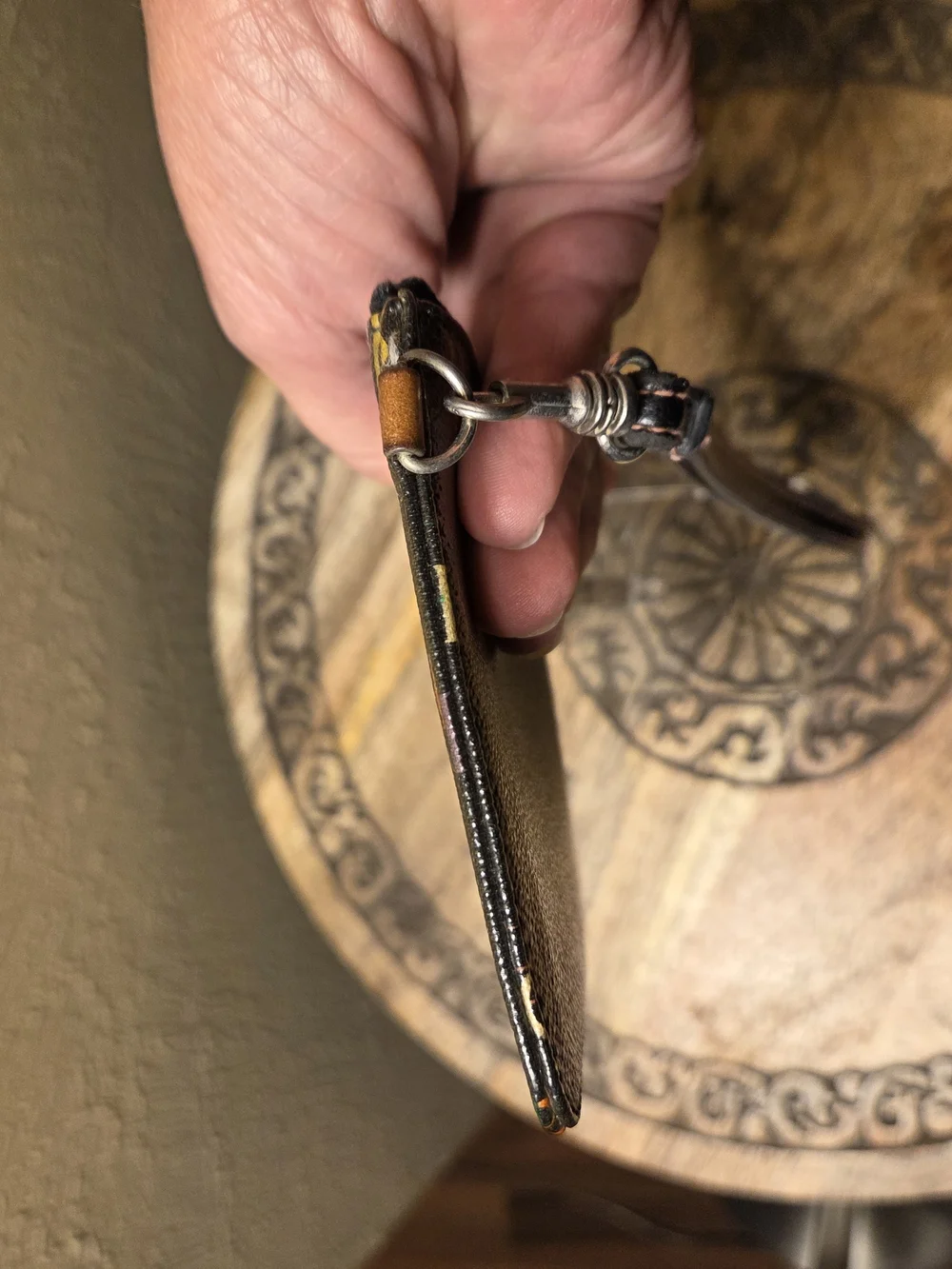 Dooney & Bourke compact dooney